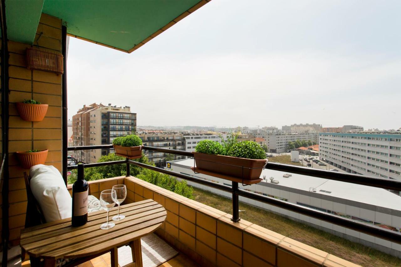 Amazing Comfy Flat With Balcony By Host Wise Apartment Matosinhos  Luaran gambar